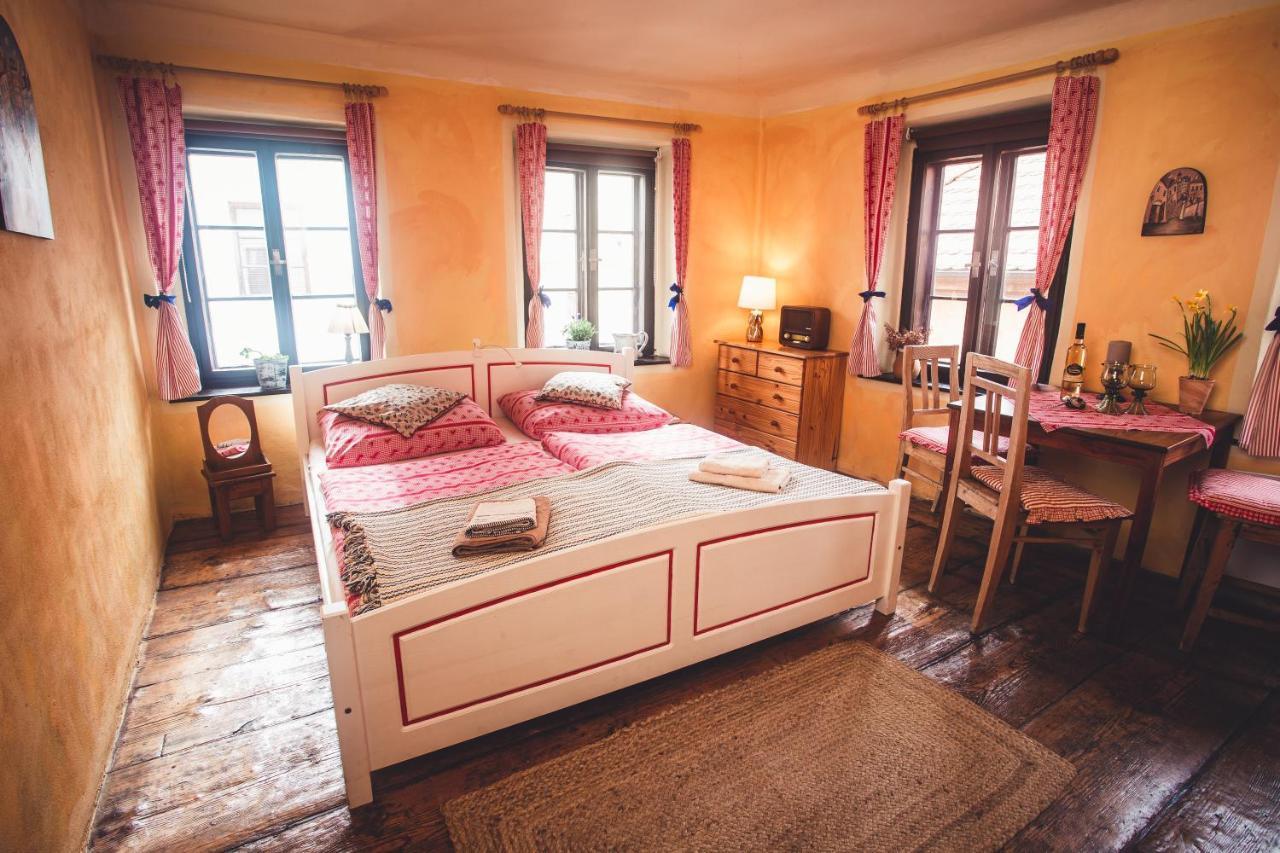 Pension Cert A Kaca Český Krumlov Buitenkant foto